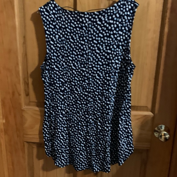 Patterned tank - Picture 5 of 5